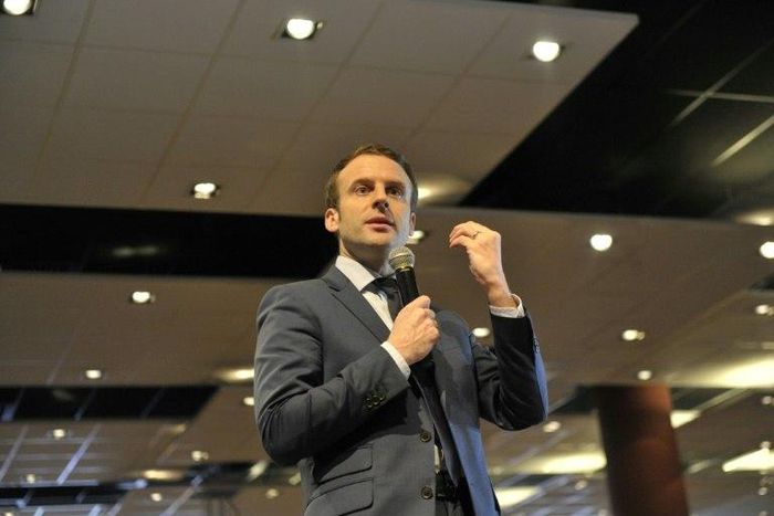 Emmanuel Macron, former French Minister of Economy and candidate in the French presidential elections, meets with members of the French community in Algeria, February 13, 2017 in Algiers