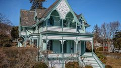 A creative suburb thrives on the hudson's left bank