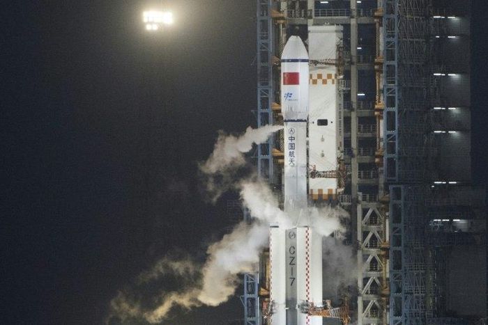 A Long March 7 orbital launch vehicle carrying China's cargo spacecraft Tianzhou-1 shortly before lift off at the Wenchang Space Launch Centre on April 20, 2017