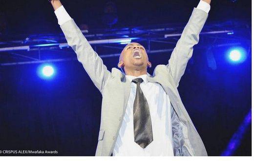 Weezdom bags the Best New Artiste 2016 at the Mwafaka Awards