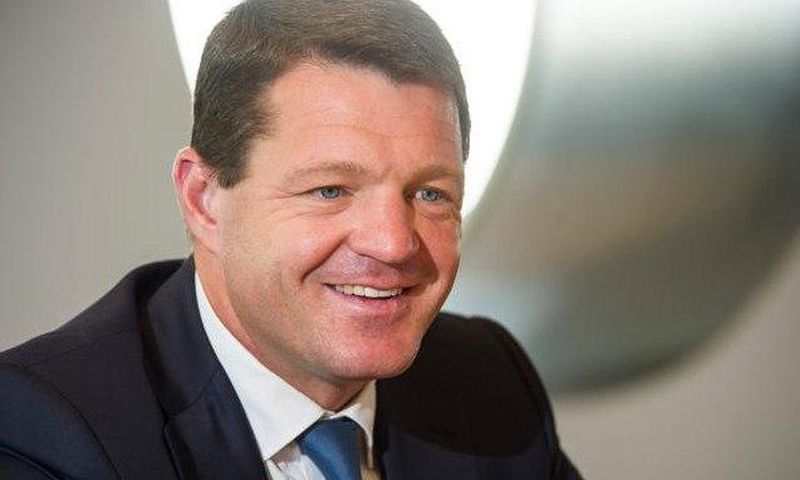 KLM chief executive Peter Elbers has resigned from the board of Kenya Airways.