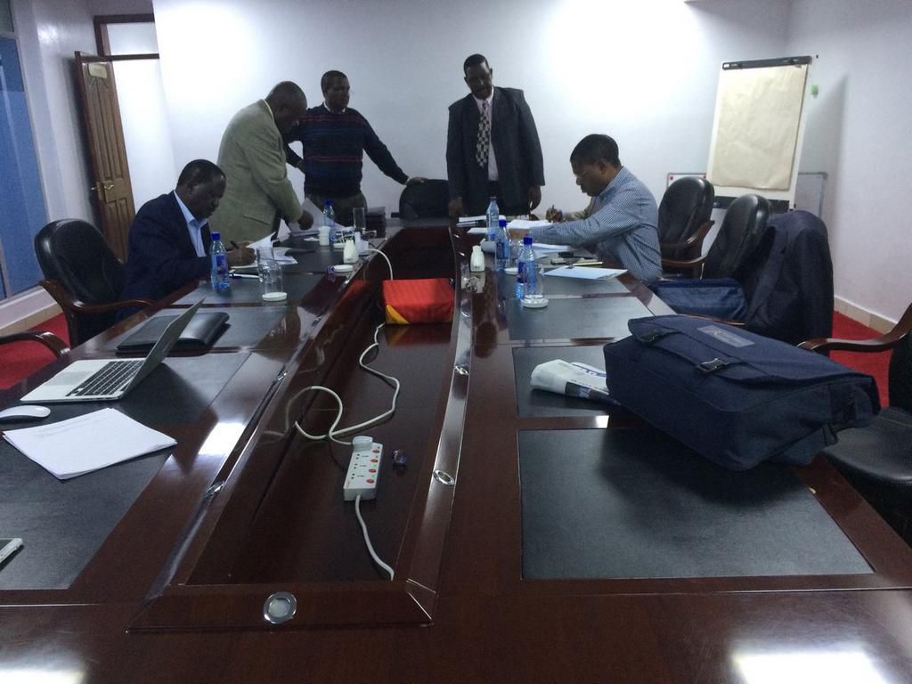 From L-R Raila Odinga, Dan Ameyo, Musalia Mudavadi(hidden), Koitamet ole Kina, Mutakha Kangu, Kalonzo Musyoka and Moses Wetangula