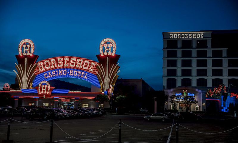A Small Town Bet on Sports Gambling. It's Still Waiting.