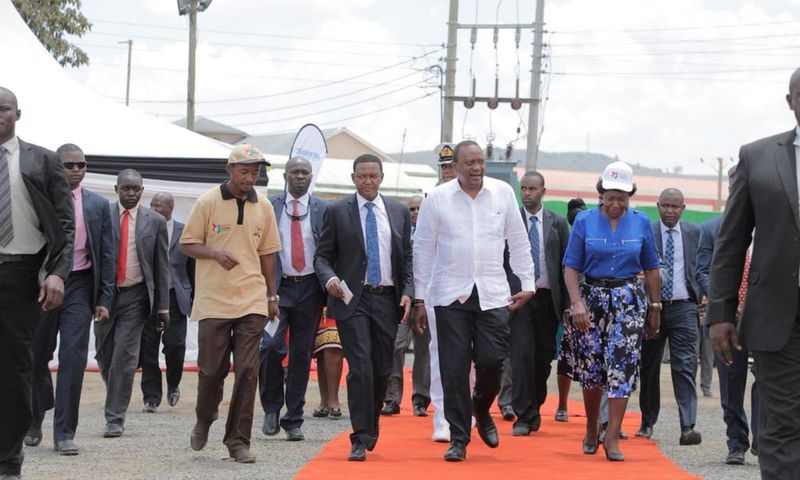 President Uhuru Kenyatta received in Masii for the launch of NIIMS registration (PSCU)
