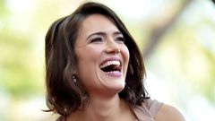 Mandy Moore Just Got Her Brows Microbladed