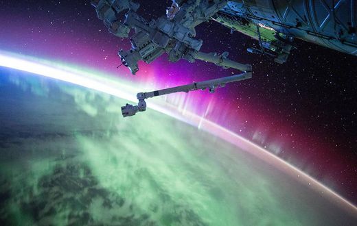 Scott Kelly spent a year taking photos in space They're beautiful