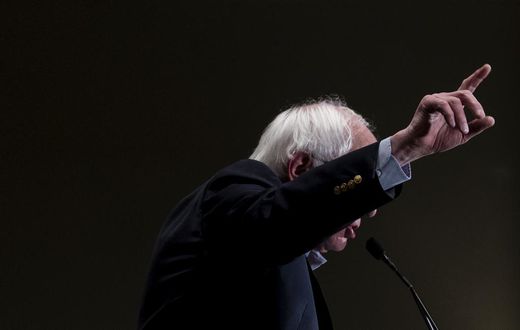 Centrist Democrats Squirm as 2020 Rivals Tilt Left