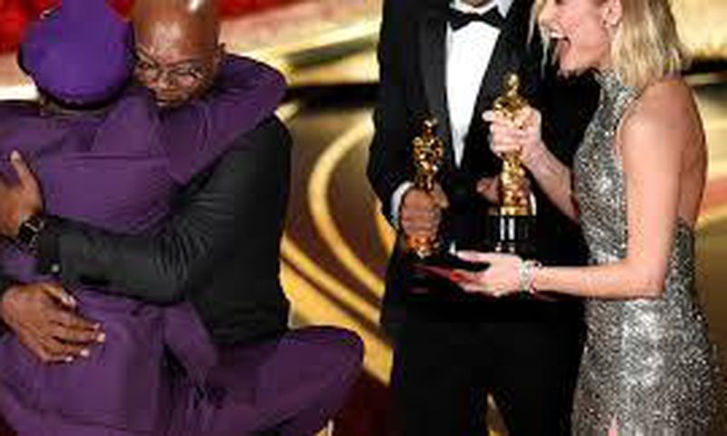 Nobody hosted the Oscars, and they did a fine job of it