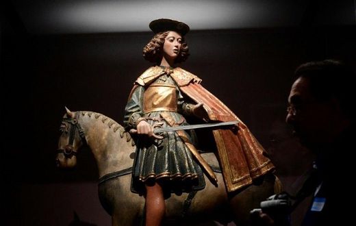 Hispanic sculpture, paintings and artifacts collected by American philanthropist go on display at the Prado