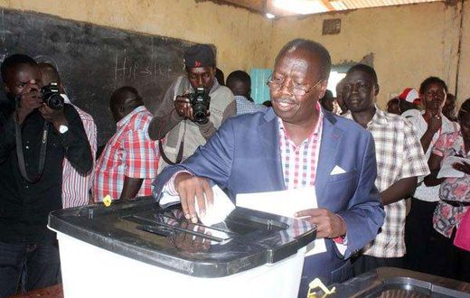 Baringo Governor Benjamin Cheboi casts his vote at Shimoni in Eldama Ravine during Jubilee Party primaries.
