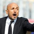 Roma's Italian coach Luciano Spalletti gestures during the Italian Serie A match against Crotone on February 12, 2017 at the Ezio Scida Stadium