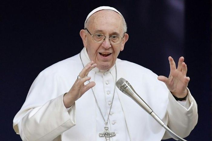 Pope Francis delivers a speech during a meeting with students and teachers in Rome, on February 17, 2017