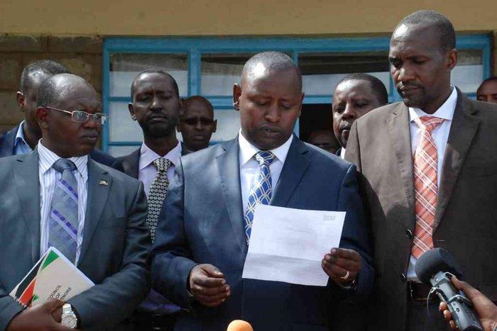 Samburu Governor Moses Lenolkulal during a past press briefing (Twitter)