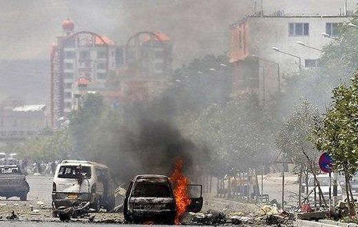 18 people die in car bomb attack