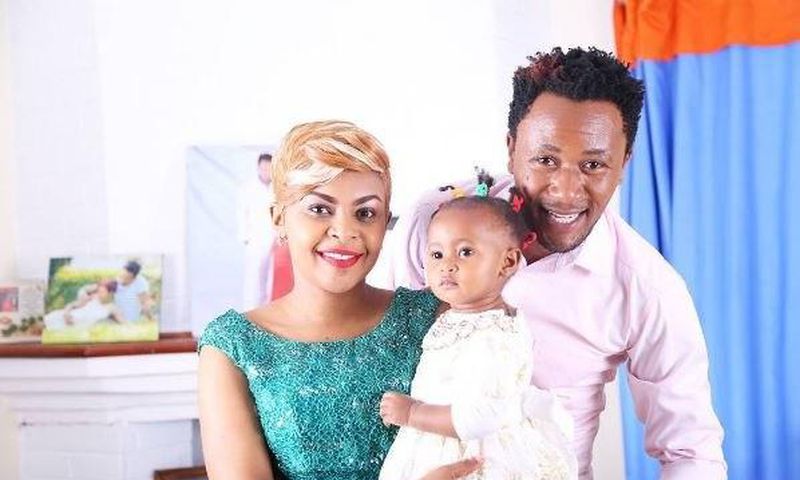Dj Mo, Size 8 and their baby daughter Ladasha.