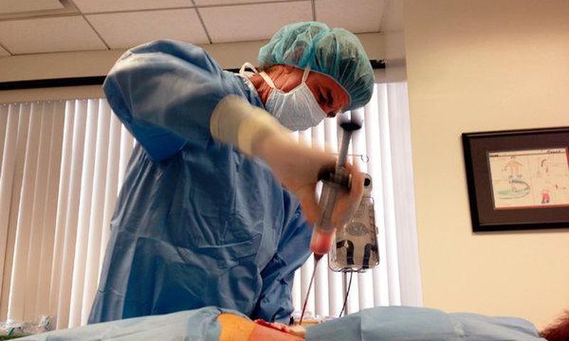Risky stem-cell treatments come under FDA scrutiny -- Again