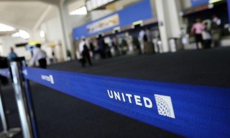 United Airlines plans to increase its cash enticement to $10,000 to get customers to voluntarily give up their seats on overbooked flights