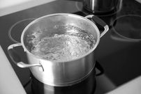 Boiling water(NewsRadio KLBJ)