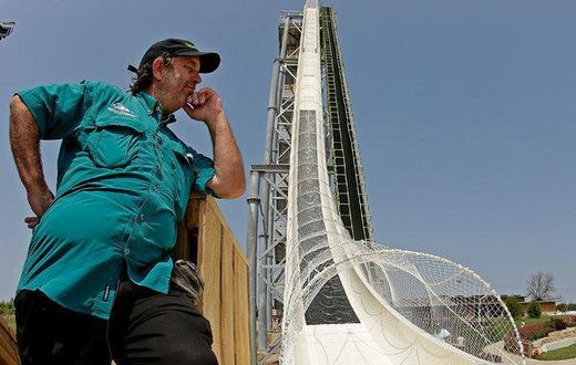 Judge dismisses charges in boy's decapitation on 170-foot-tall waterslide