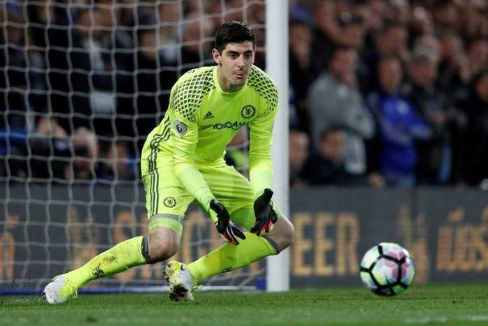 Chelsea goalkeeper Thibaut Courtois is reported to have suffered an ankle injury in training