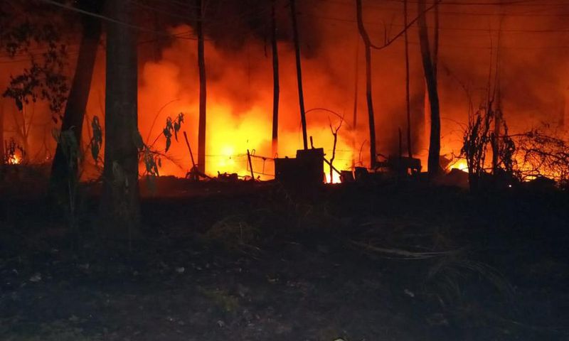 Huge fire reported at the Riverside garage next to old Ngara estate