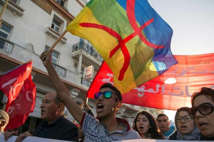 Moroccans protest in Rabat on November 6, 2016 to demand justice for a fish seller crushed to death in a rubbish truck