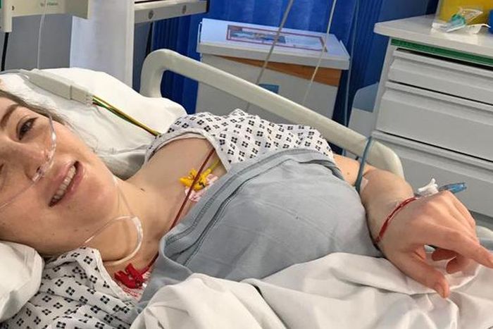 Paramedic Left Paralyzed After Cracking Her Neck