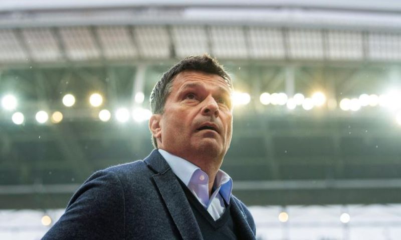 Bundesliga strugglers Schalke 04 are looking for a new sports director, ahead of their Champions League last 16, second leg match at Manchester City on March 12, after Christian Heidel resigned at the weekend after a 3-0 drubbing at Mainz.