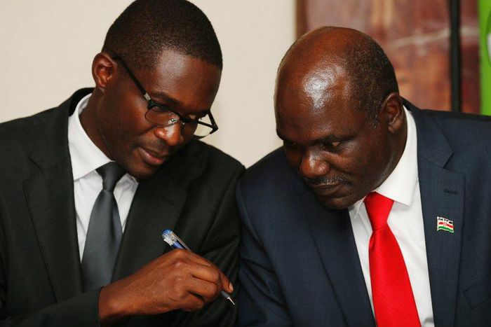 ___6664946___https:______static.pulse.com.gh___webservice___escenic___binary___6664946___2017___5___12___7___IEBC+chairman+WafulaChebuakti+and+CEO+Ezra+Chiloba+consult+during+a+previous+meeting._2