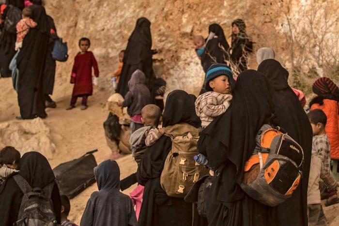 Thousands of people have streamed out of dwindling IS-held territory in Syria this year