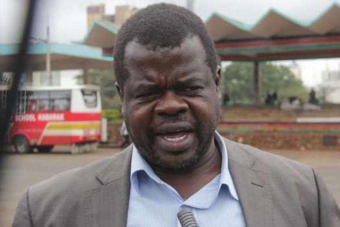 ___6471188___https:______static.pulse.com.gh___webservice___escenic___binary___6471188___2017___4___3___16___Omatatah+in+a+precious+media+breifing.