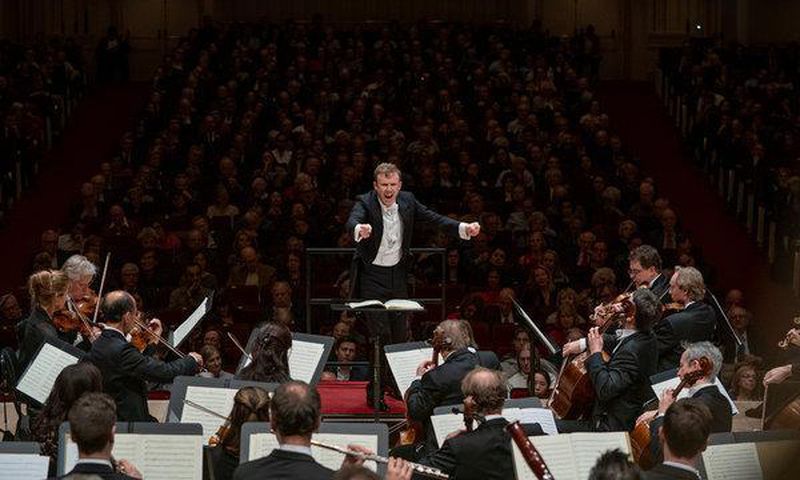 Review: A road test for Concertgebouw and Daniel Harding