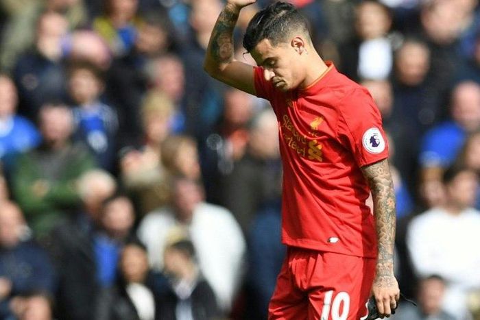 Liverpool's Philippe Coutinho acknowledges the fans after he was substituted during the Premier League match against Everton at Anfield on April 1, 2017