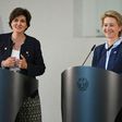 German Defence Minister Ursula von der Leyen (R) and her new French counterpart Sylvie Goulard address a press conference at the Defence Ministry in Berlin on June 1, 2017