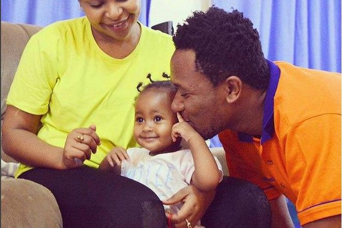 Baby ladasha and parents