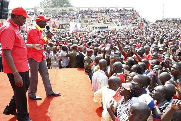 File image of President Uhuru Kenyatta and his deputy William Ruto during a rally at Bukhungu Stadium in Kakamega County on July 17, 2017.