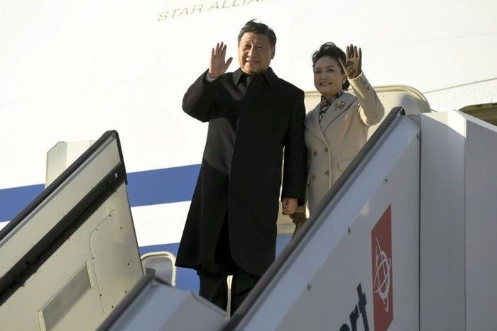 Chinese President Xi Jinping received a warm welcome in Finland ahead of crunch talks with US President Donald Trump
