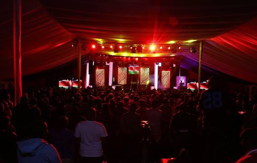 Fans at Churchill show
