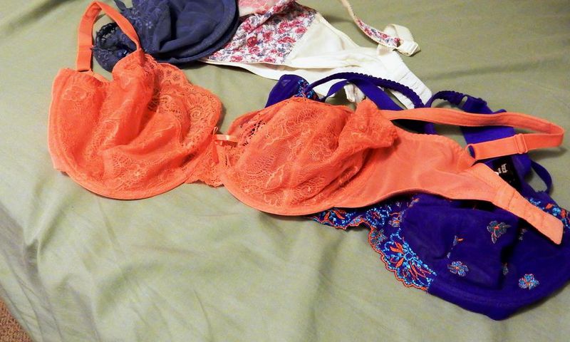 Cleaning bras(Bustin' Out Boutique)