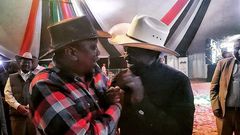 Uhuru, Waiguru unwind to country music after Devolution Conference