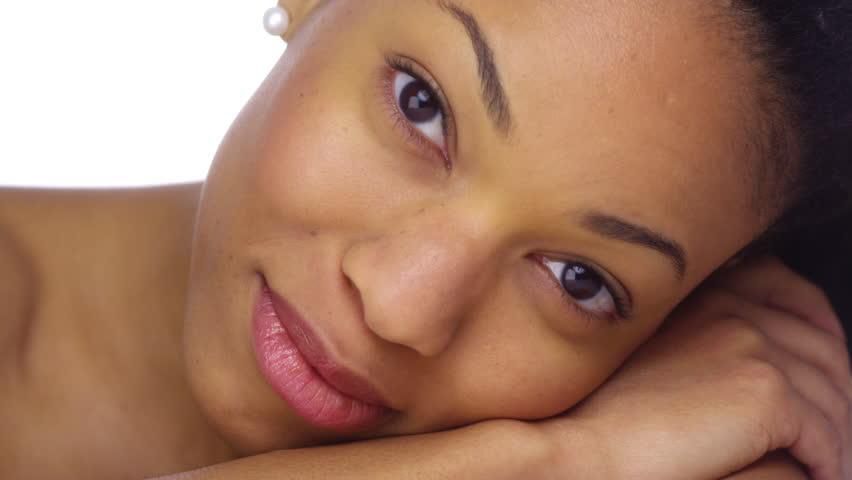 Banana peels for beauty(africanladybeauty)