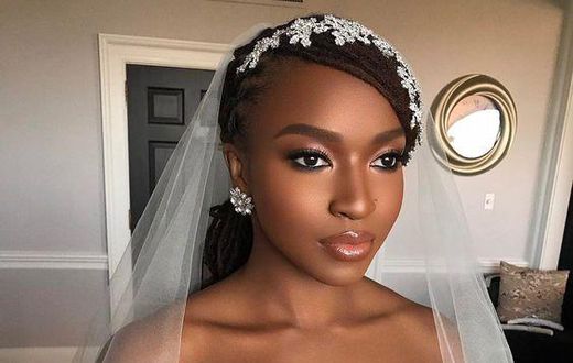 ___7720442___2017___12___13___9___Natural+Hair+Dreadlocks+Bride_1