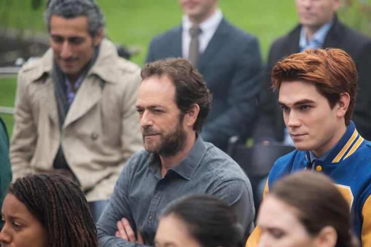 'Riverdale' Pauses Production After Perry's Death