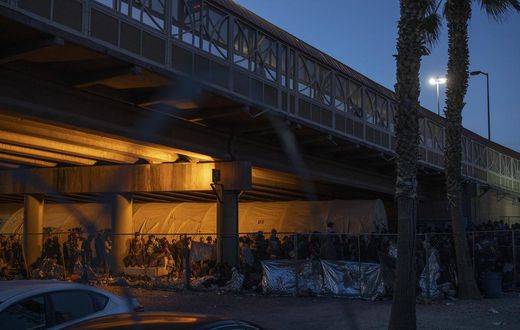 ICE Is Detaining Near-Record Numbers of Migrants, and Scrambling to House More