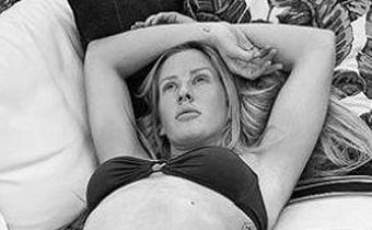 Ellie Goulding Shares Bikini Photo On Instagram