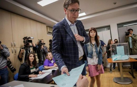 Aleksandar Vucic casting his vote on Sunday in the first round of Serbia's presidential election