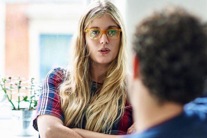 How to Give Advice to a Woman