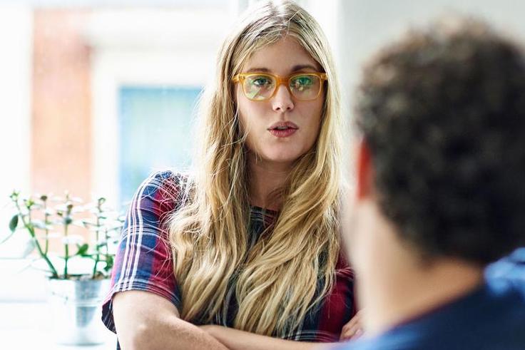 How to Give Advice to a Woman