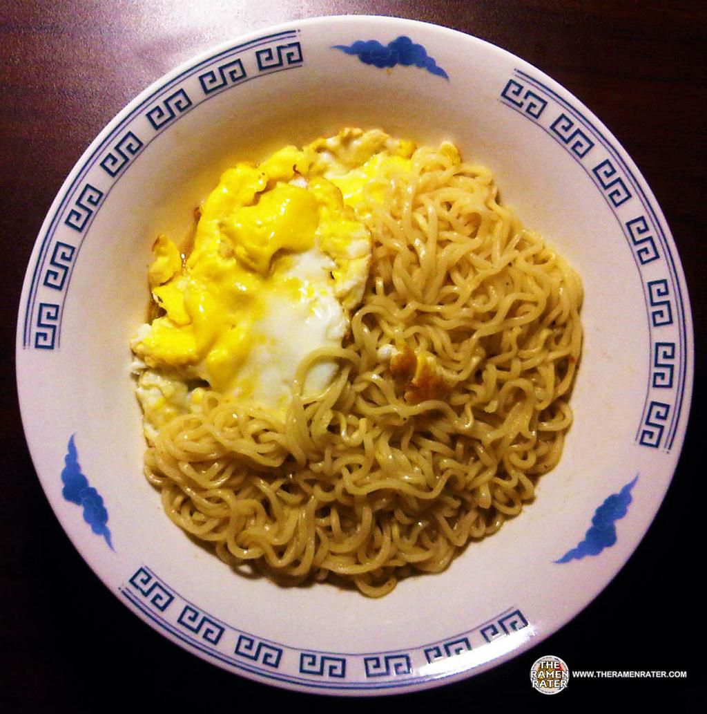 Indomie with eggs (The ramen rater)