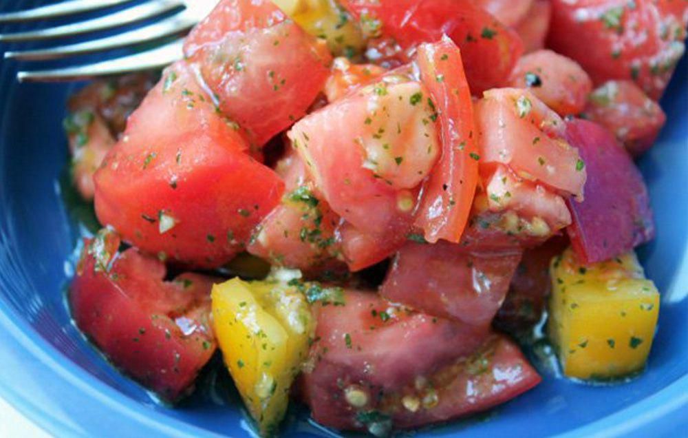 FRESH SUMMER SALAD